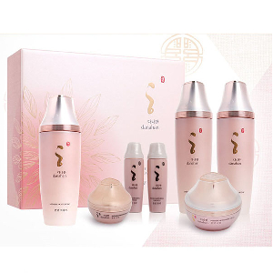 본연의 촉촉한 피부를 되찾는 한방화장품 4종기획세트